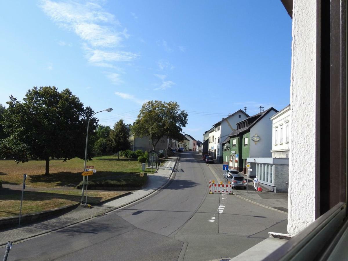 Hotel Triebener-Hof Quierschied Exterior foto